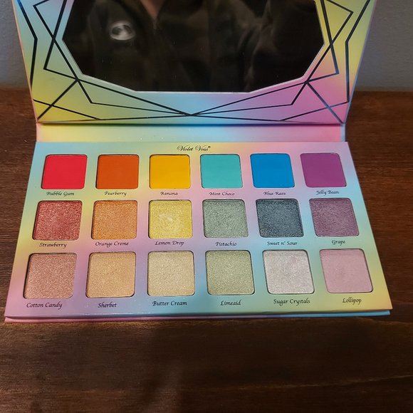 Violet Voss Sugar Crystals Palette - Picture 2 of 3